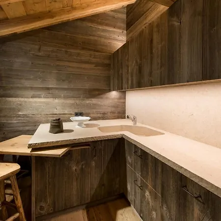 Rum i privatbostad Luxury Cortina